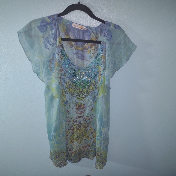 Women Unity World Wear Blouse - Picture 3 of 5
